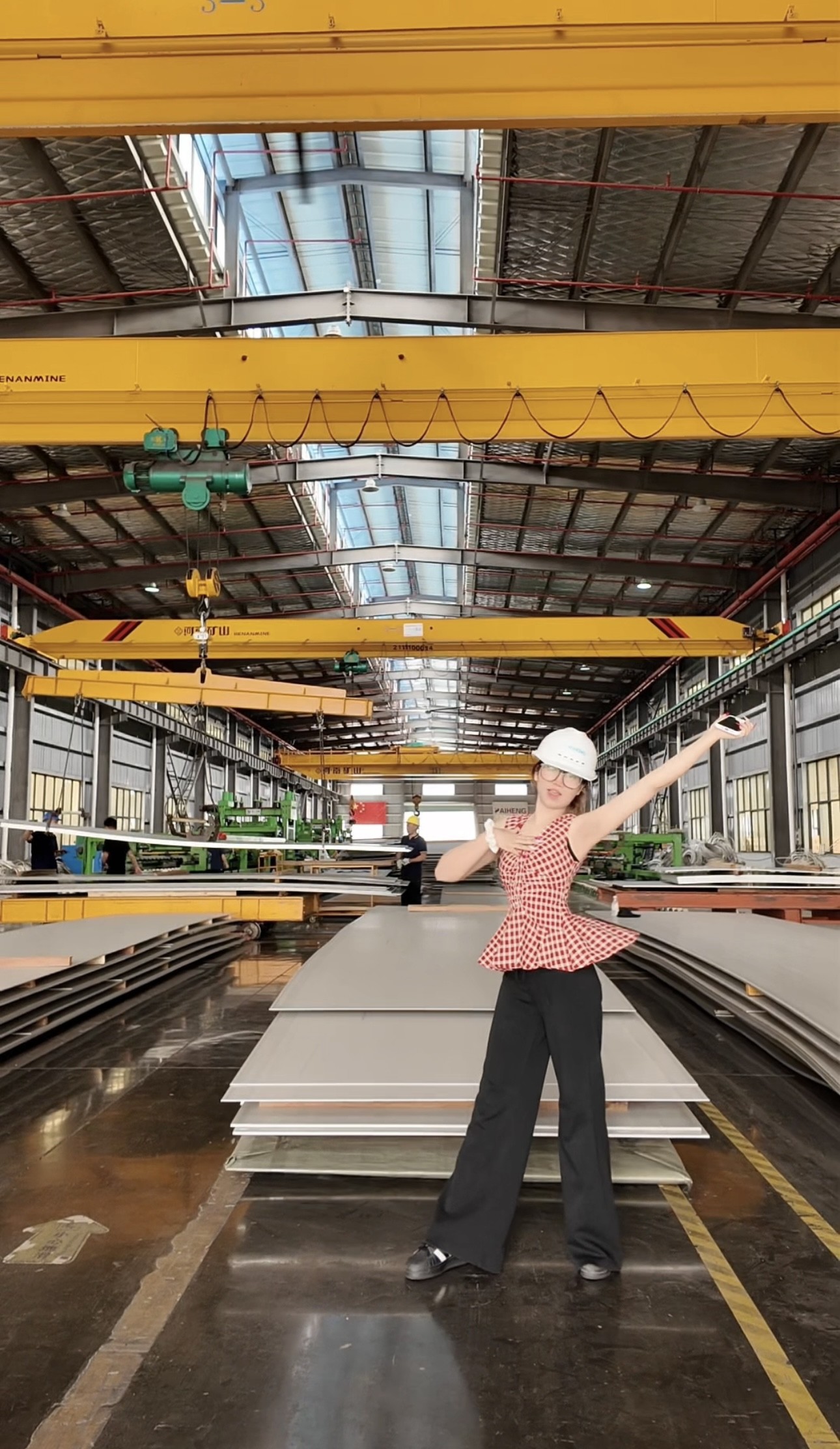 Laatste bedrijfsblogs Innovatie en kunst dansen samen - Hoogtepunten van de opnames van de promotiefilm voor producten van Sylaith Special Steel Company