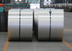kopen De gerolde Aluminiumrol die 1.5mm Kleur anodiseren bedekte 1050 1060 1100 H14 3003 3105 met een laag online manufacture