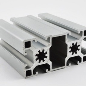 kopen De de Uitdrijvingsprofielen van het hoekaluminium kanaliseren 612m 6061/A96061 JIS H4000 online manufacture