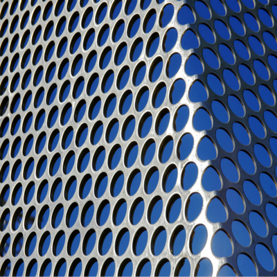 De decoratieve Micro Geperforeerde Plaat Mesh Architectural Curtain Wall van het Aluminiumblad
