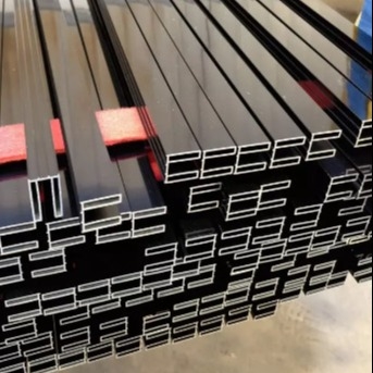 Werkstations Aluminium extrusieprofiel 5052 5083 Vierkant antiroest 5,0 mm