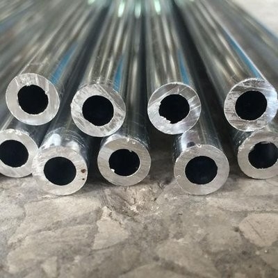 Opgepoetste de Pijp van de Aluminiumlegering van ASTM 1050 1060 beëindigt Naadloos voor Auto's