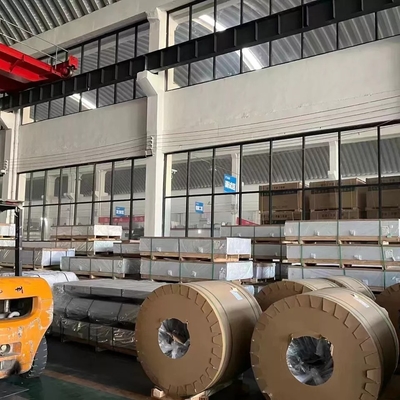 Beëindigde de spiegel In reliëf gemaakte Rol Pools van het Aluminiumstaal 3003 0.2mm voor de Bouw